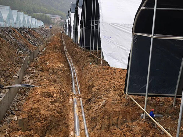 湖南農(nóng)業(yè)水肥一體化灌溉,湖南別墅庭院智能灌溉,長(zhǎng)沙沁園灌溉有限公司,湖南足球場(chǎng)噴灌,長(zhǎng)沙足球場(chǎng)噴灌,足球場(chǎng)噴灌,足球場(chǎng)灌溉,長(zhǎng)沙足球場(chǎng)灌溉,湖南足球場(chǎng)灌溉