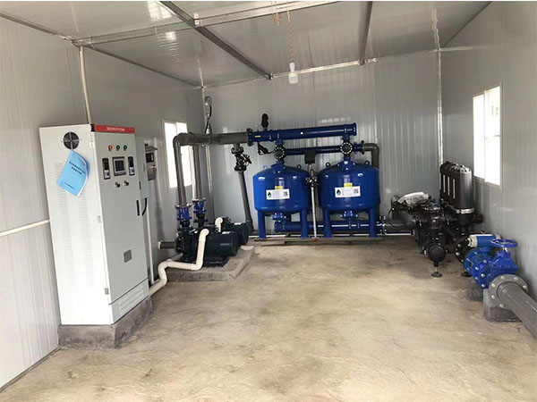 湖南農(nóng)業(yè)水肥一體化灌溉,湖南別墅庭院智能灌溉,長(zhǎng)沙沁園灌溉有限公司,湖南足球場(chǎng)噴灌,長(zhǎng)沙足球場(chǎng)噴灌,足球場(chǎng)噴灌,足球場(chǎng)灌溉,長(zhǎng)沙足球場(chǎng)灌溉,湖南足球場(chǎng)灌溉